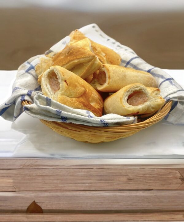 12 x Cocktail Sausage Rolls